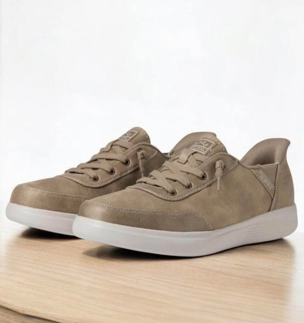 NWOT BOBS Skechers Skip Cute Slip In Sneaker Size 9.5